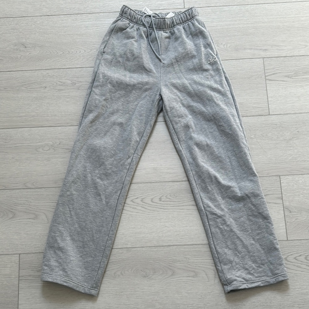 Alo yoga Accolade Straight Leg Sweatpant